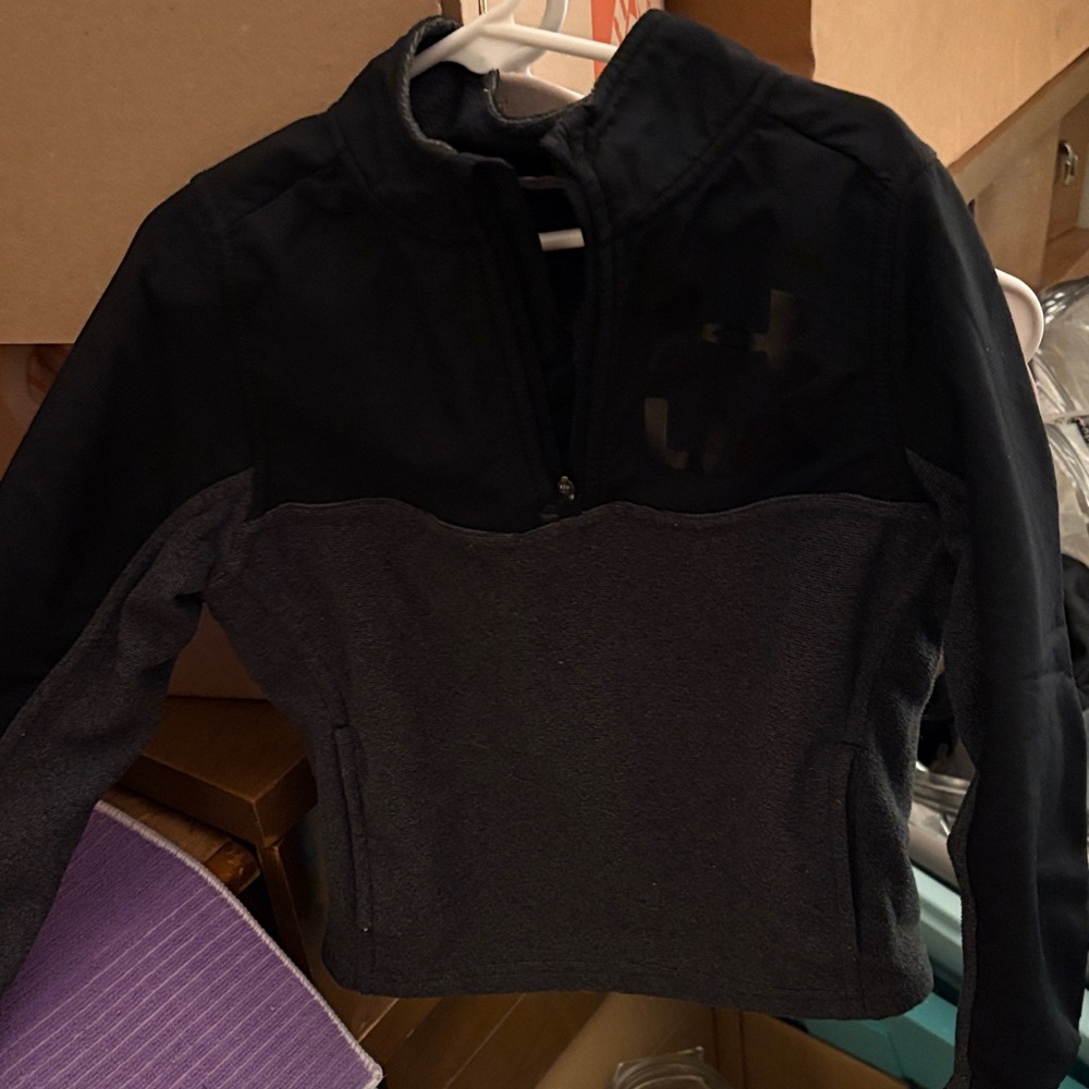 Under Armour Kids Black and Gray Top